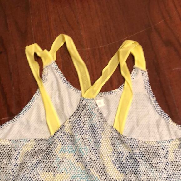 UNDER ARMOUR Active Strappy Tank - Picture 3 of 4